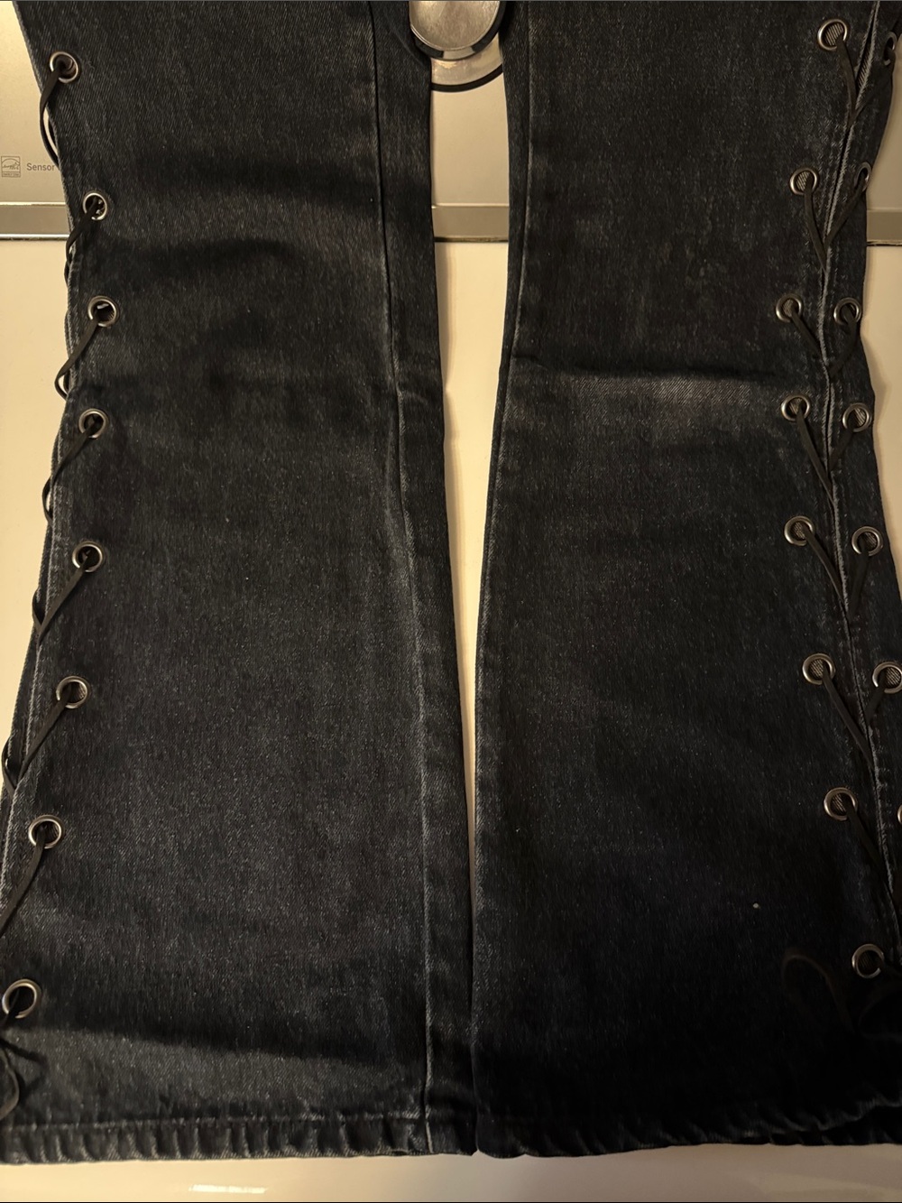 Revolve superdown Jayda lace up Jean in black - Picture 5 of 5
